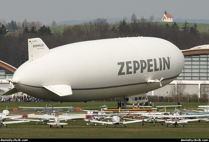 Zeppelin LZ N07-100