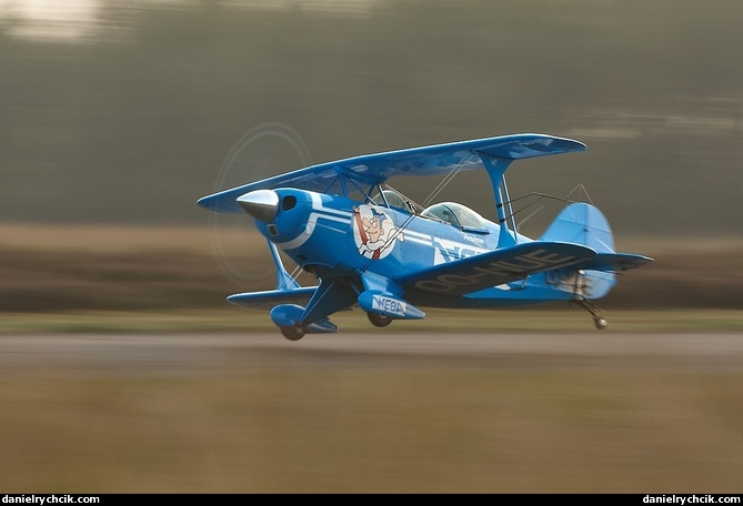 Pitts S-2A Special