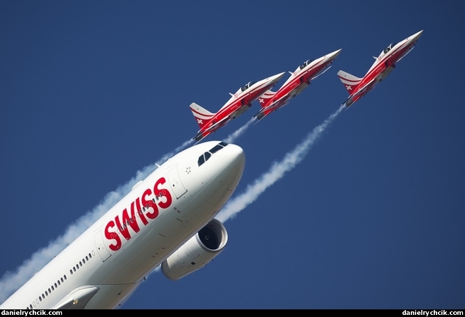 Formation of Airbus A330 and Patrouille Suisse
