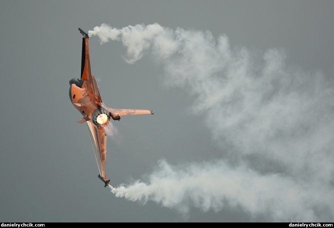 F-16C Falcon solo display (Royal Netherlands Air Force)