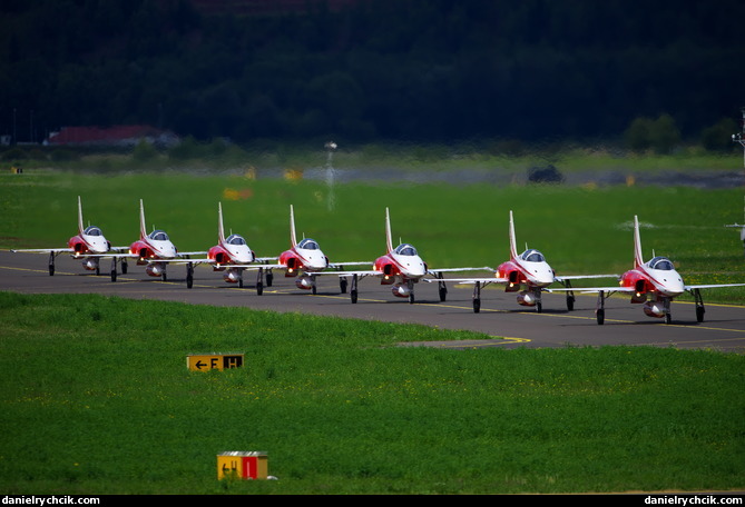 Patrouille Suisse rolling down the runway