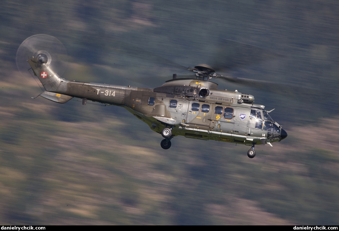 Aerospatial AS332 Super Puma (Swiss Air Force)