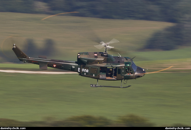 Bell 212