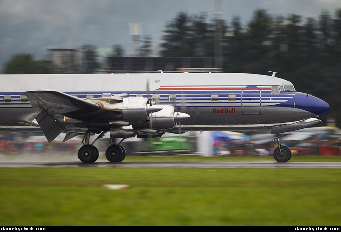 Douglas DC-6