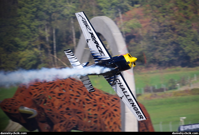 Extra 300LX - Challenger class