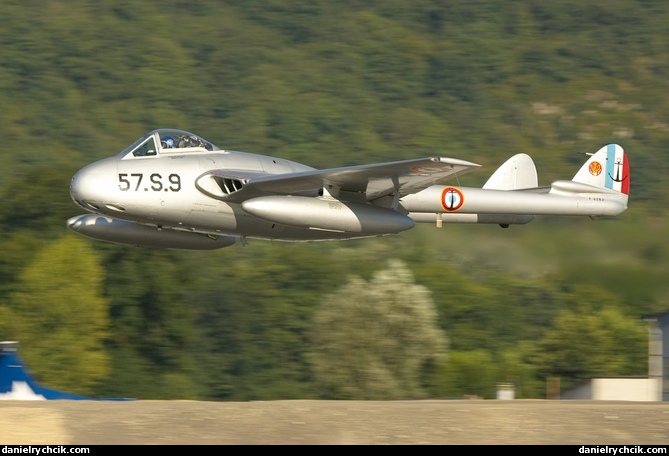 De Havilland DH.100 Vampire