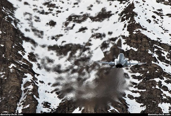 F-5E Tiger climbing towards Wildgärst