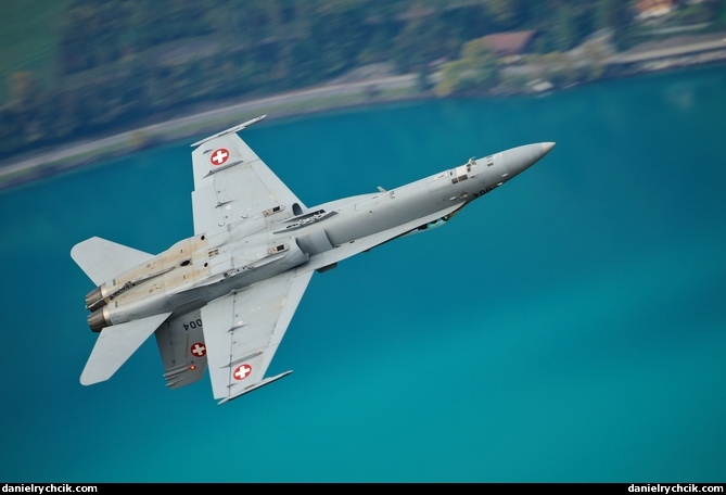 F/A-18C solo display over Brienzersee