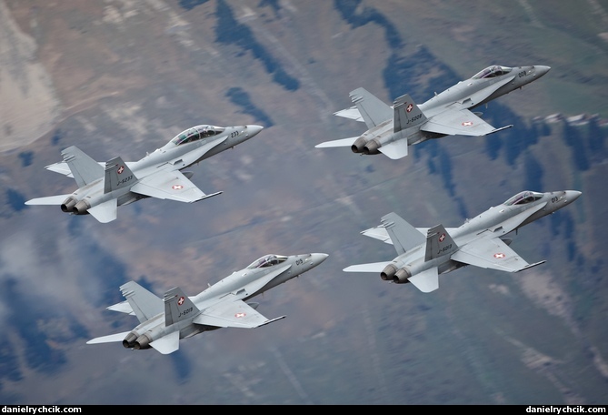 F/A-18C Hornet formation