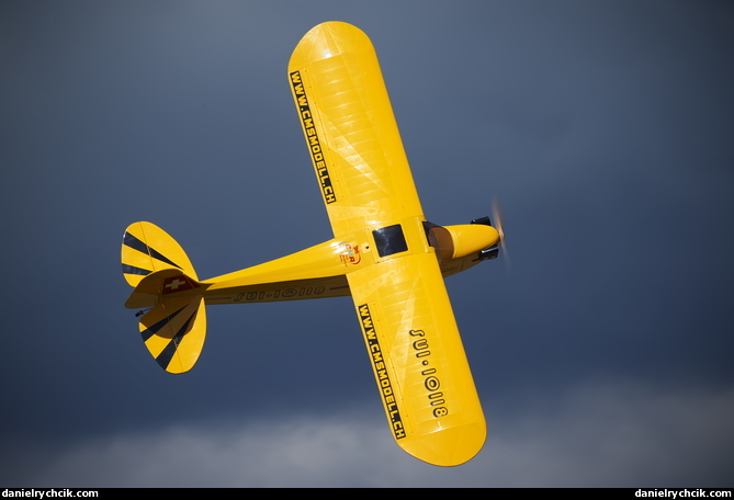 Piper J3C Cub