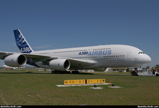 Airbus A380