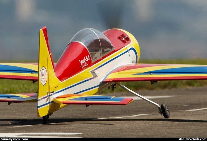 Yakovlev Yak-54 (RC model)