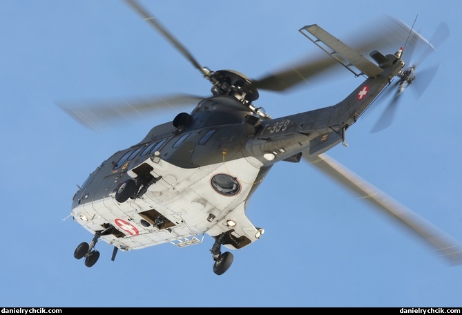 Aerospatiale AS-532 Cougar