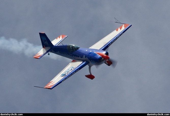 Extra 330SC