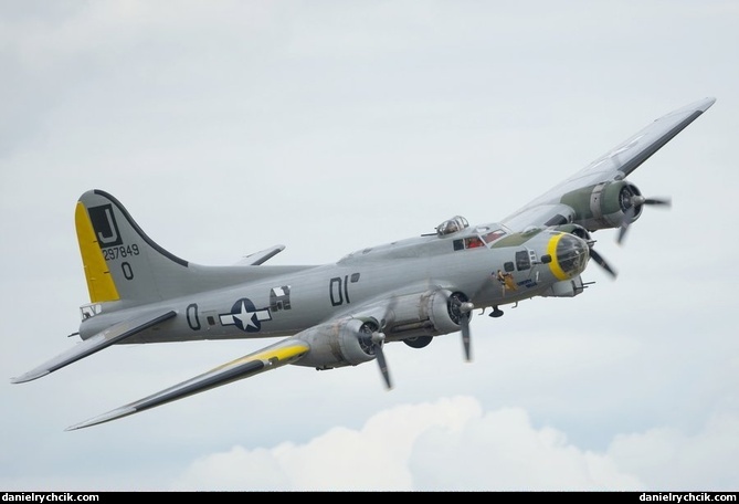 Boeing B-17 'Liberty Belle'