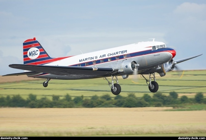 Douglas DC-3