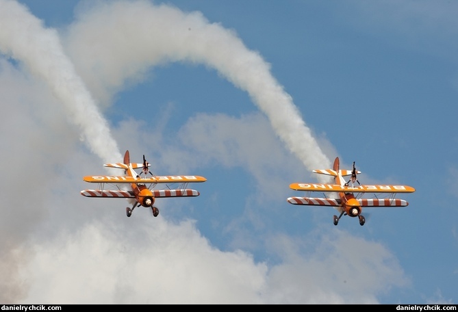 Boeing PT-17 Kaydet (Breitling Wingwalkers)