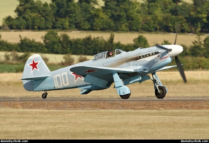 Yakovlev Yak-3UA