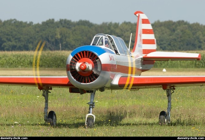 Yakovlev Yak-52