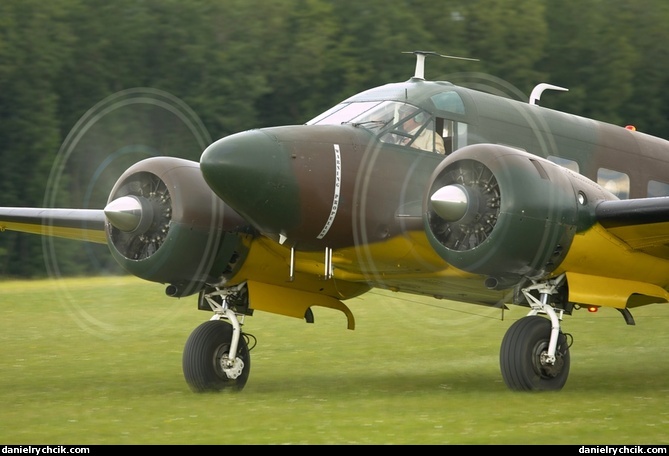 Beech 18