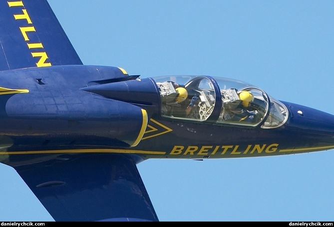 L-39 Albatros (Breitling Jet Team)