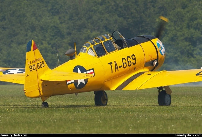 North American SNJ-5 Texan