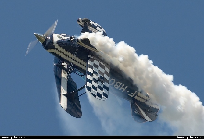 Pitts S-2B Special