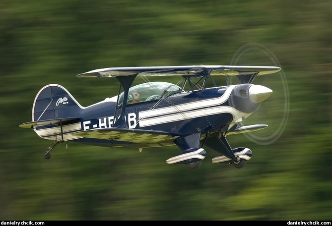 Pitts S-2B Special