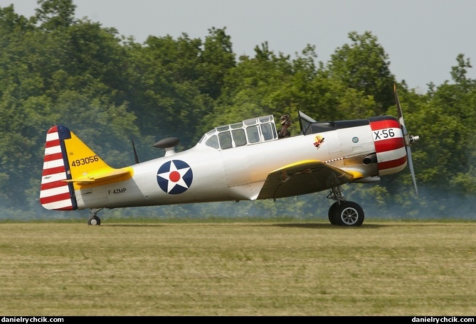 North American T-6D Texan