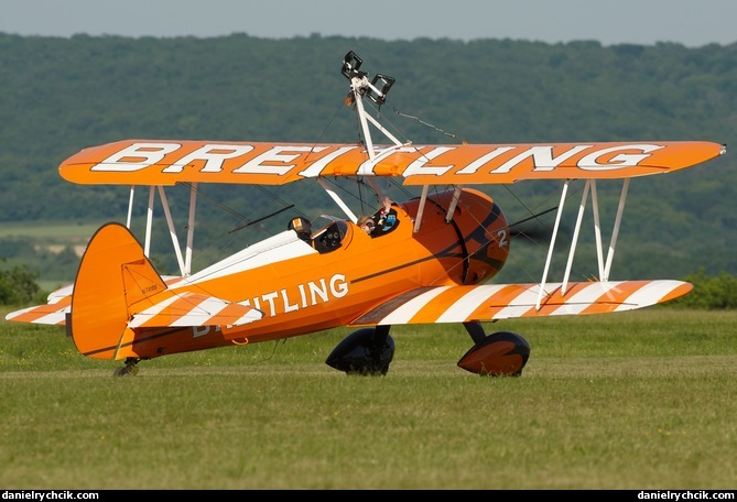 Boeing PT-17 Kaydet (Breitling Wingwalkers)