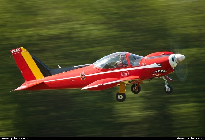 SIAI Marchetti SF260 (Red Devils)