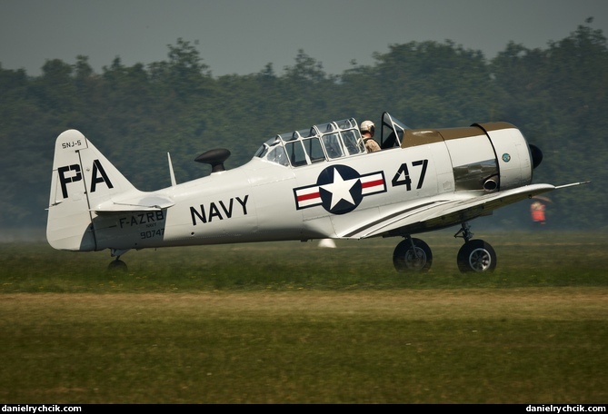 North American SNJ-5