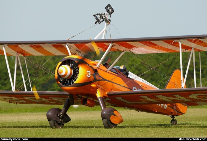 Boeing PT-17 Kaydet (Breitling Wingwalkers)