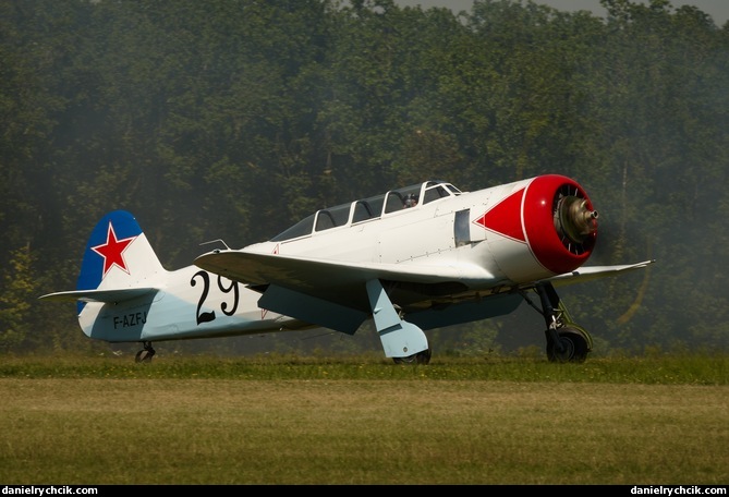 Yakovlev Yak-11