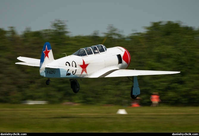 Yakovlev Yak-11