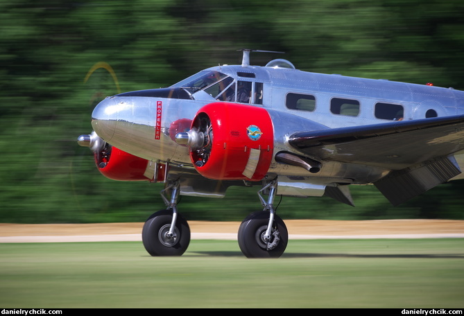 Beech 18