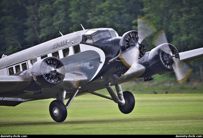 Junkers Ju-52