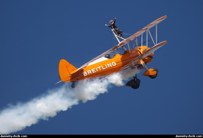 Boeing PT-17 Kaydet (Breitling Wingwalkers)