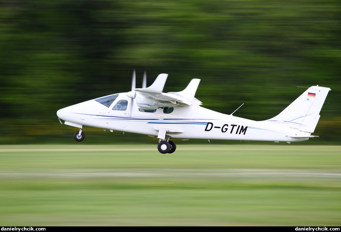 Tecnam P2006T