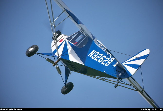 Piper J3C Cub