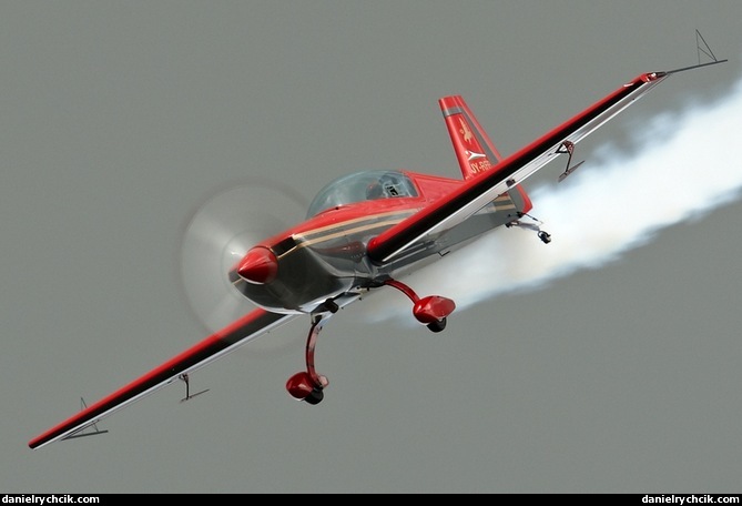 Extra 300L (Jordanian Falcons)