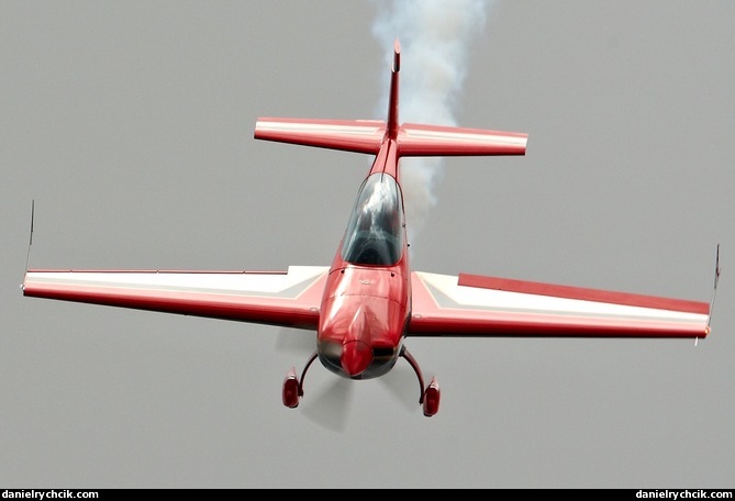 Extra 300L (Jordanian Falcons)