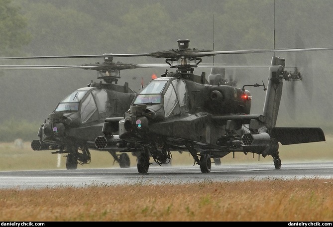 Two Dutch AH-64 Apache lining up for demonstration