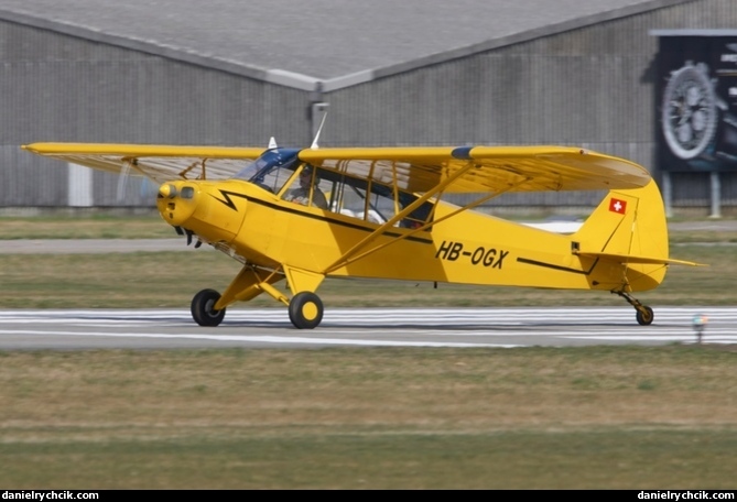 Piper PA-18 Super Cub