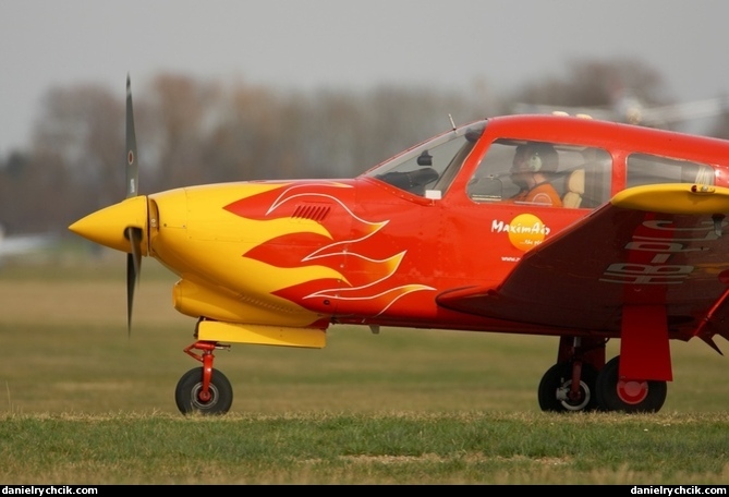 Piper PA-28RT Turbo Arrow