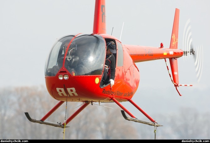 Robinson R-44 Raven