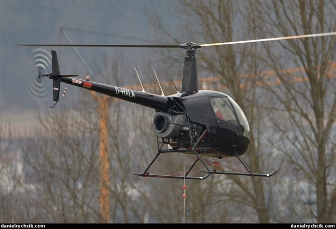 Robinson R22