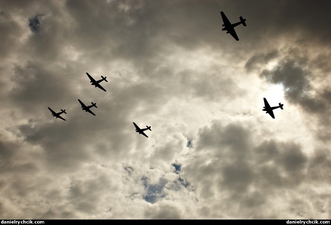 Formation of six Junkers Ju-52