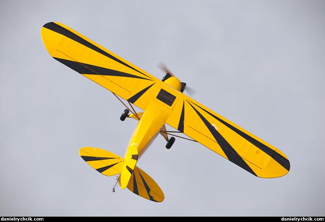 Piper J3 Cub