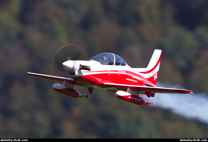 Pilatus PC-21 (Patrouille Suisse)